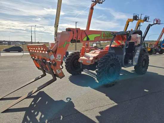 2016 XTREME XR1045 Forklift
