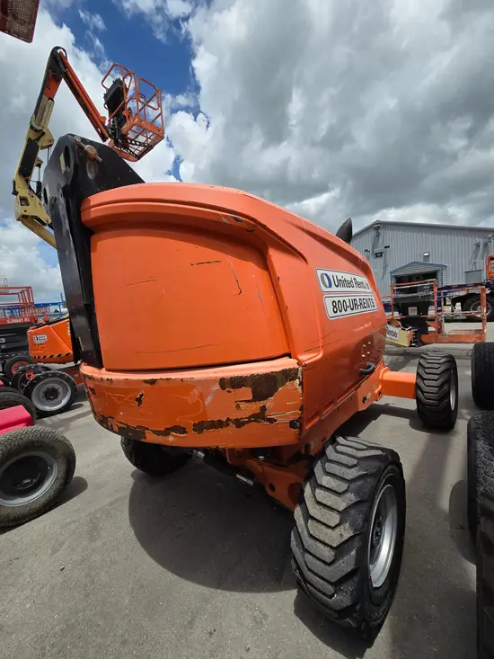 2017 JLG 400S Boom Lift