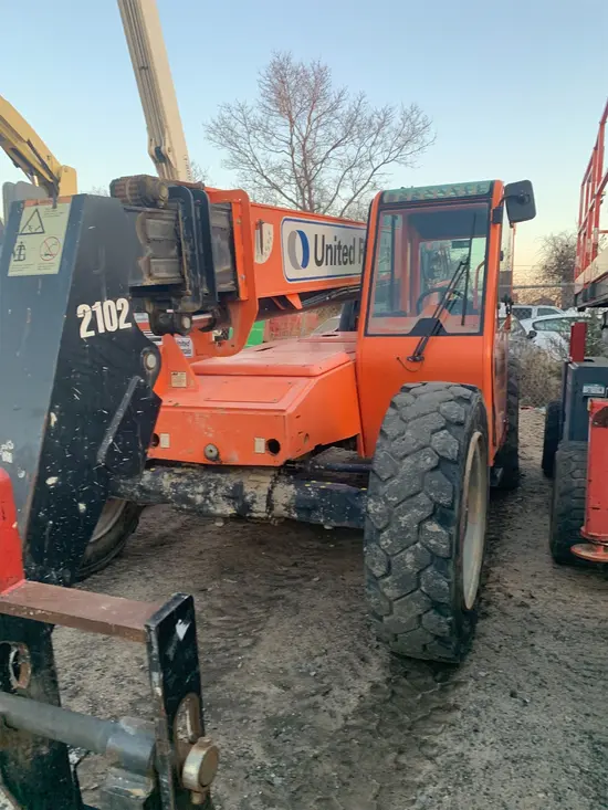 2017 SKYTRAK 8042 Forklift