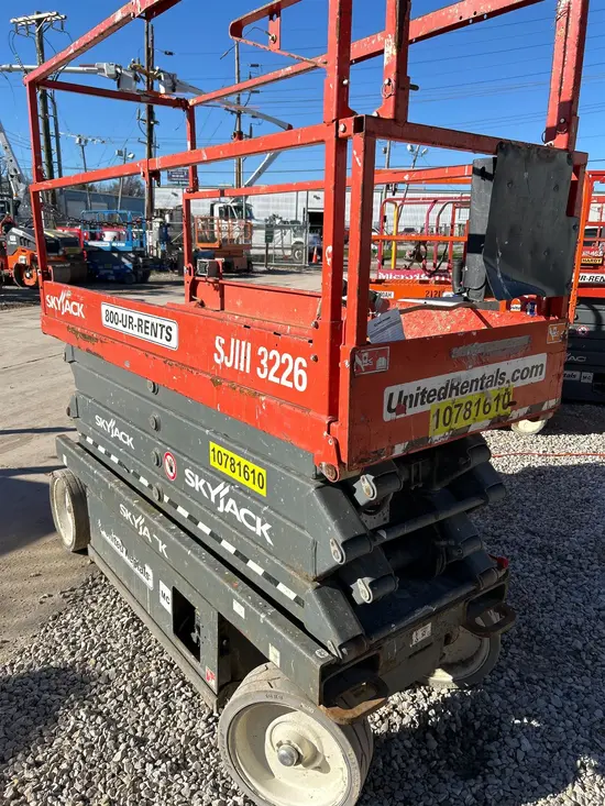 2018 Skyjack SJIII3226 Scissor Lift