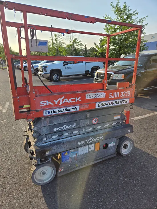 2018 Skyjack SJIII3219 Scissor Lift