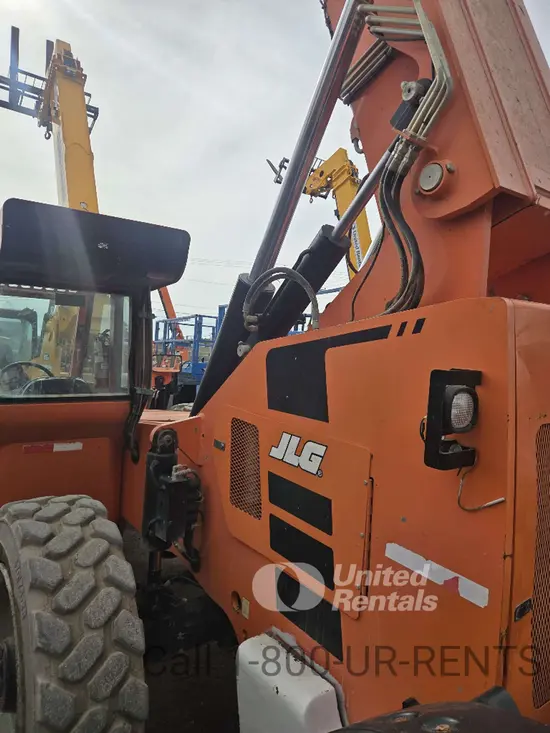 2017 SKYTRAK 10054 Forklift