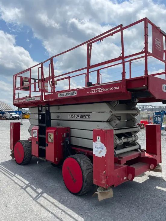 2018 MEC 6092RT Rough Terrain Scissor Lift