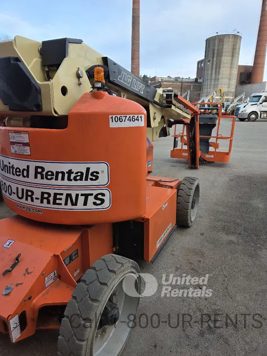 2017 JLG E450AJ Articulating Boom Lift