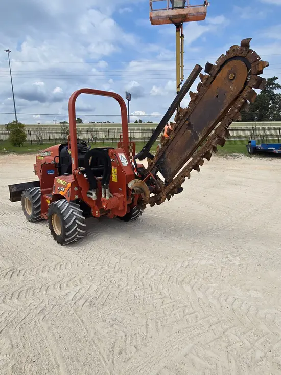 2018 Ditch Witch RT45 Trencher