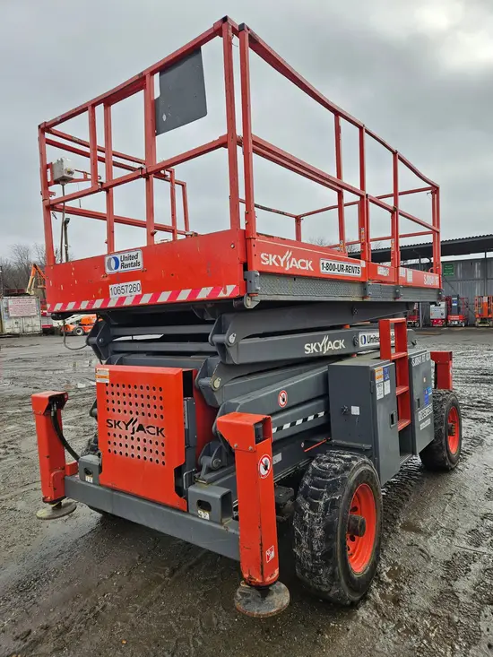 2017 Skyjack SJ8841RT Rough Terrain Scissor Lift