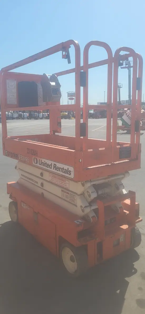 2019 Snorkel S3219E Scissor Lift