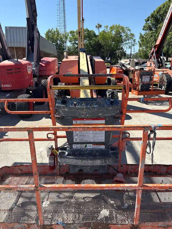 2017 JLG 600S Boom Lift