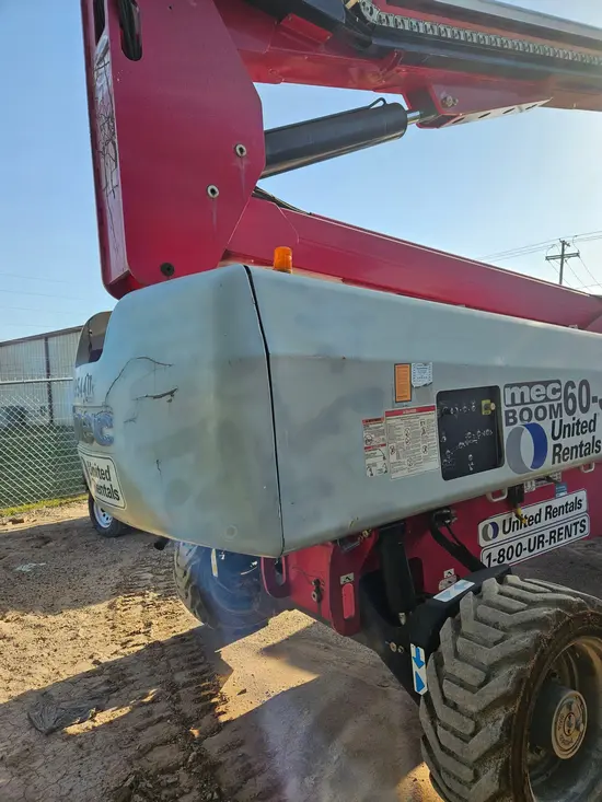 2016 MEC 60JD Boom Lift