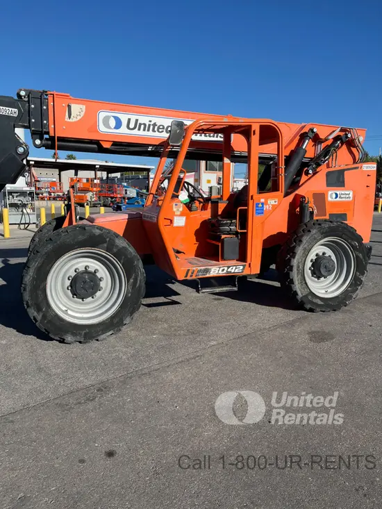 2019 SKYTRAK 8042 Forklift