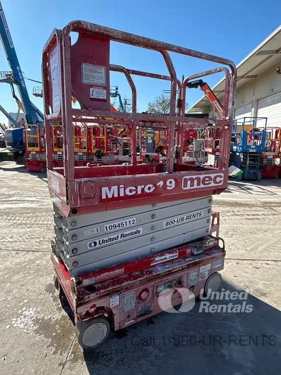 2019 MEC MICRO 19 Scissor Lift