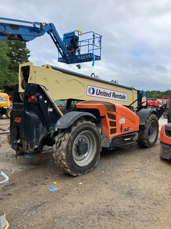2019 JLG 1055 Forklift