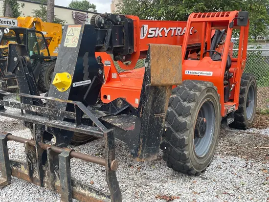 2017 SKYTRAK 10054 Forklift