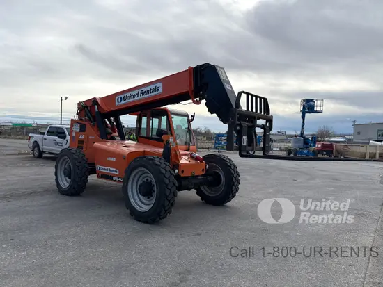 2018 SKYTRAK 8042 Forklift