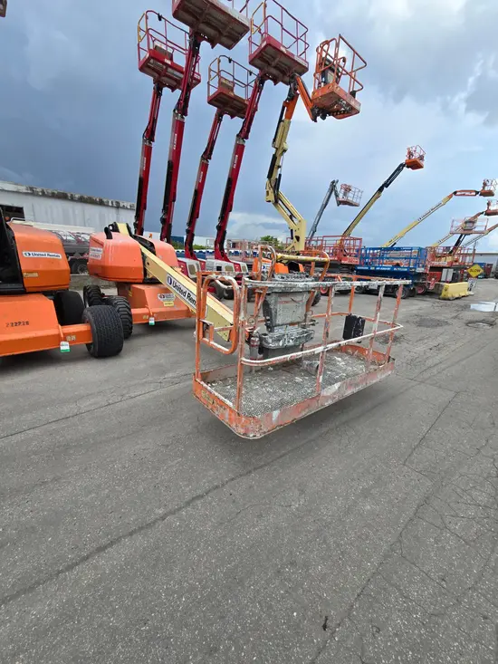2017 JLG 400S Boom Lift