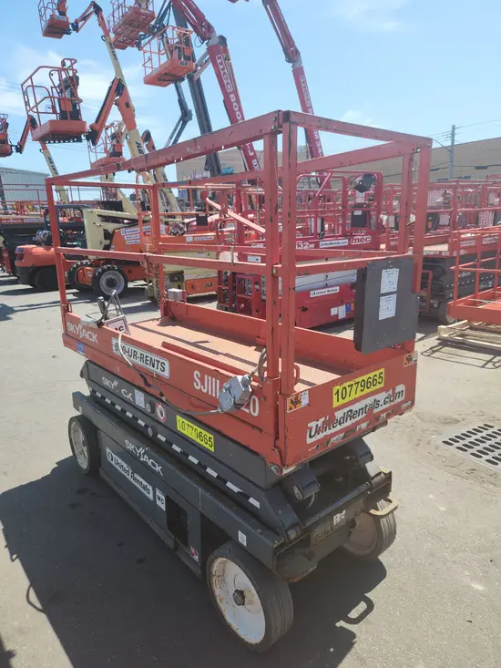 2018 Skyjack SJIII3220 Scissor Lift