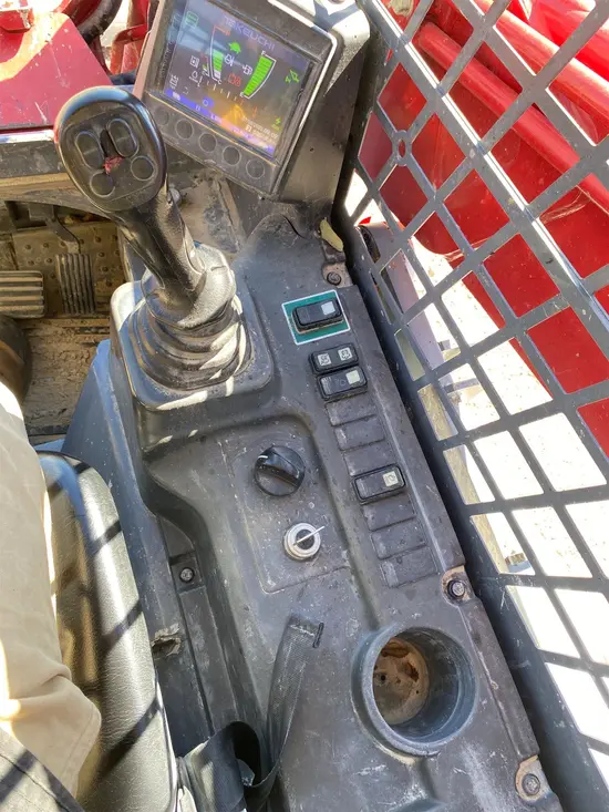 2017 Takeuchi TL10V2-R Track Loader