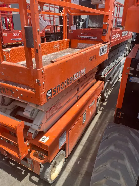 2019 Snorkel S3219E Scissor Lift