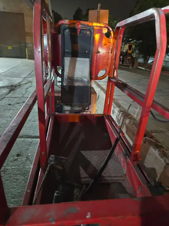 2019 MEC MICRO 19 Scissor Lift