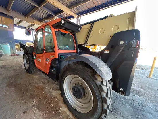 2019 JLG 1055 Forklift