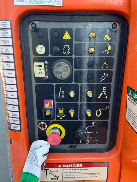 2016 JLG E400AN Articulating Boom Lift