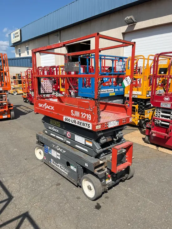 2018 Skyjack SJIII3219 Scissor Lift