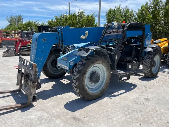 2016 Genie GTH-844 Forklift