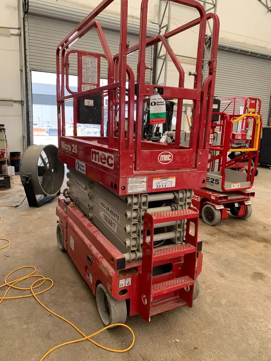 2019 MEC MICRO 26 Scissor Lift
