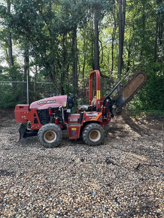 2019 Ditch Witch RT45 Trencher