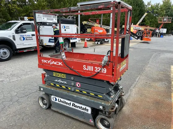 2018 Skyjack SJIII3219 Scissor Lift
