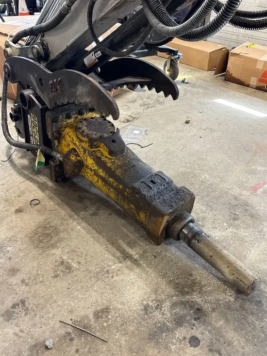 2021 Epiroc SB 552 Attachment