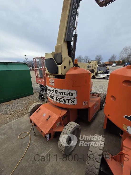 2017 JLG E400AJPN Articulating Boom Lift