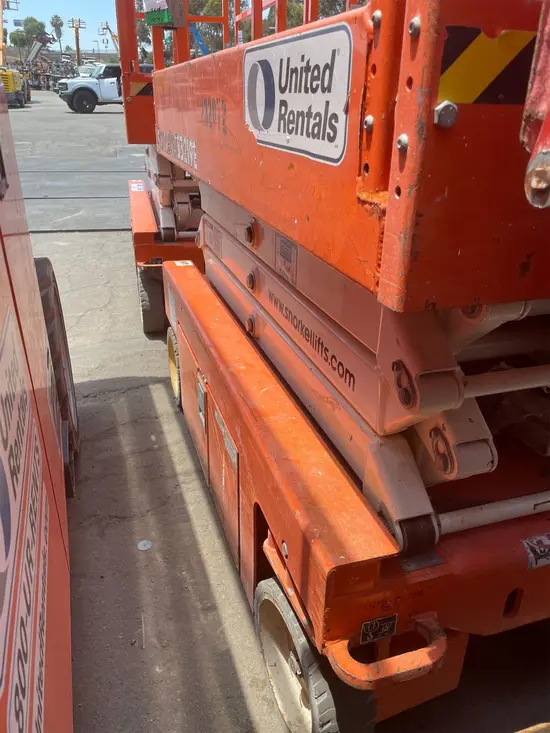 2019 Snorkel S3219E Scissor Lift