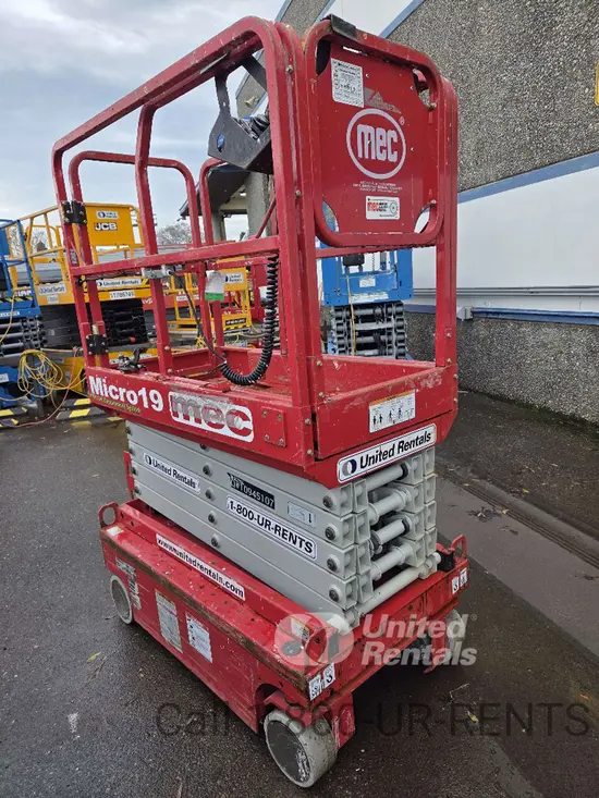 2019 MEC MICRO 19 Scissor Lift