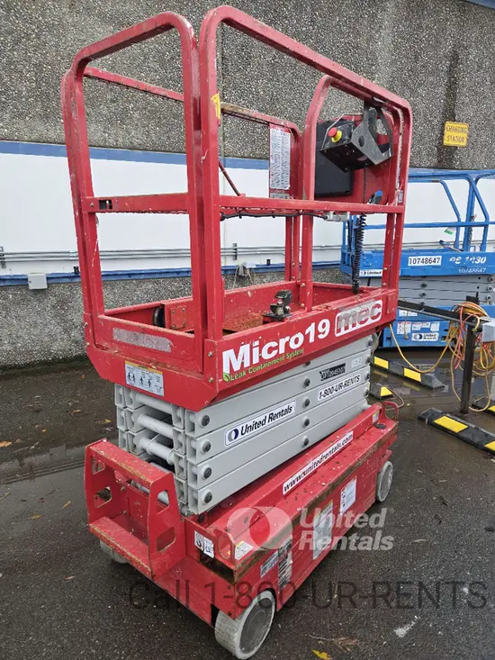 2019 MEC MICRO 19 Scissor Lift