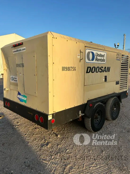 2019 Doosan XP825/HP750WCU Air Compressor