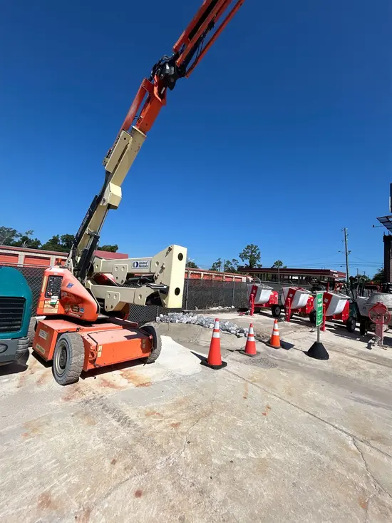 2015 JLG E400AJPN Articulating Boom Lift