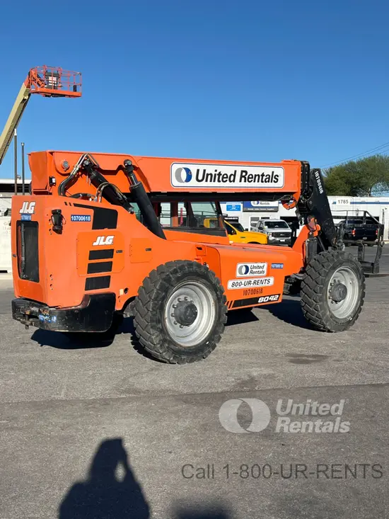2017 SKYTRAK 8042 Forklift