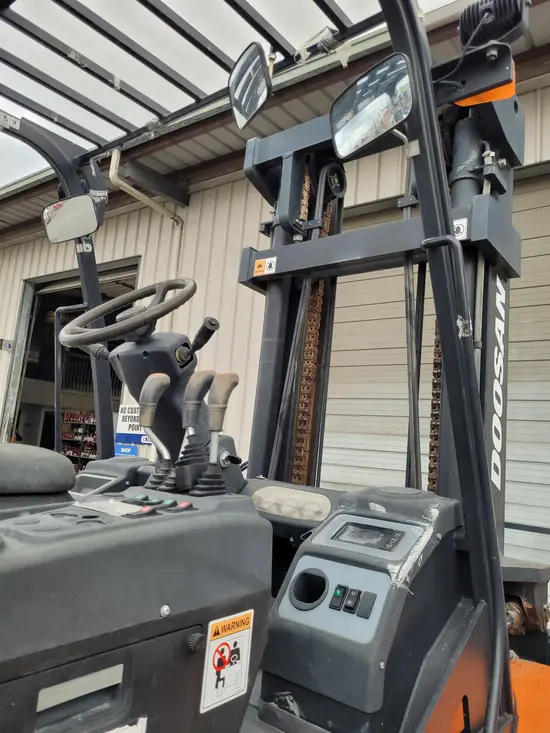 2020 Doosan D90S-7 Warehouse Forklift