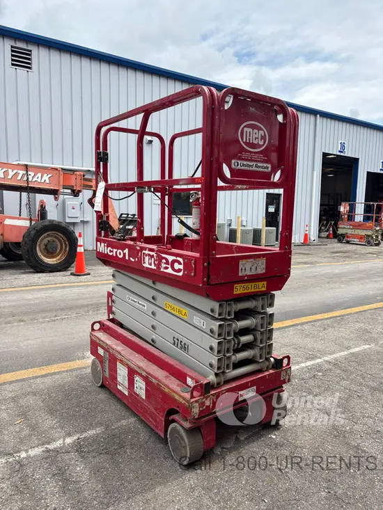 2018 MEC MICRO 19 Scissor Lift