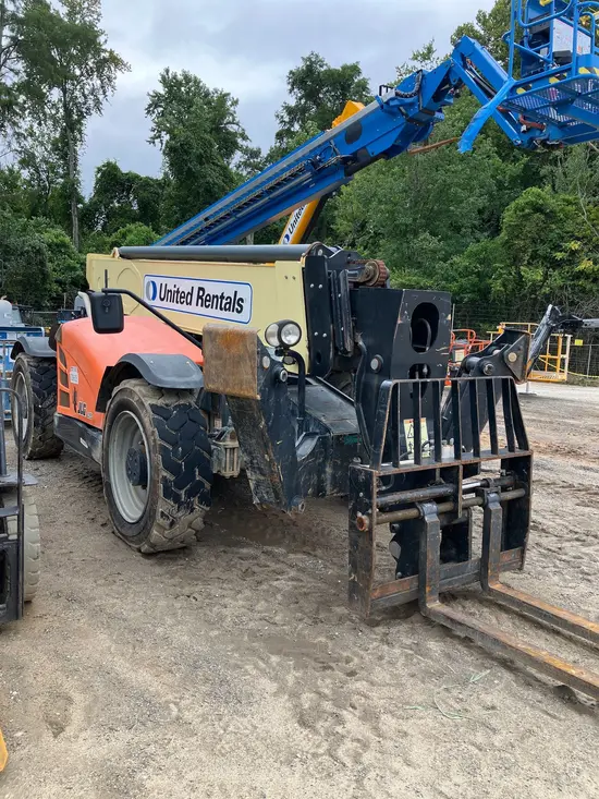 2019 JLG 1055 Forklift