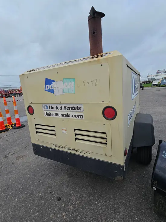 2019 Doosan P425/HP375WCUT4 Air Compressor