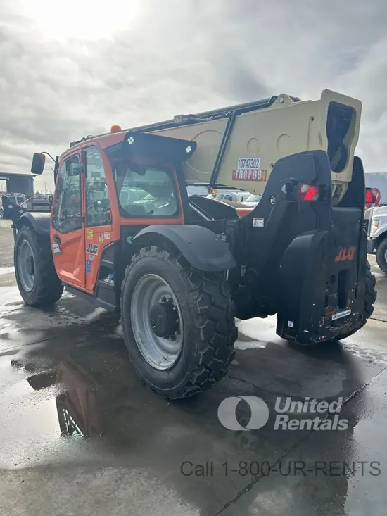 2018 JLG 1055 Forklift