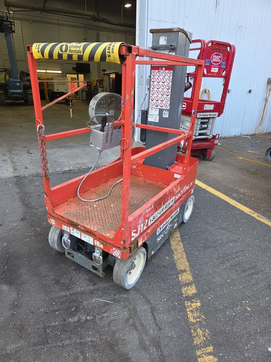 2017 Skyjack SJ12 Self-Propelled One-Person Lift