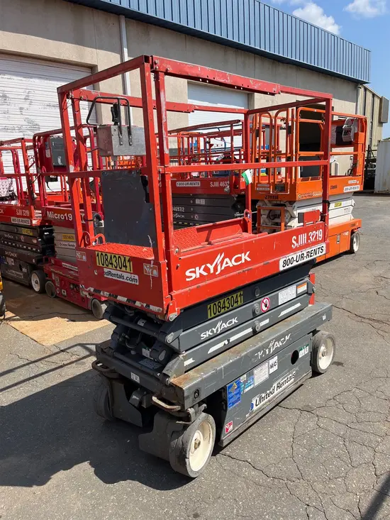 2018 Skyjack SJIII3219 Scissor Lift