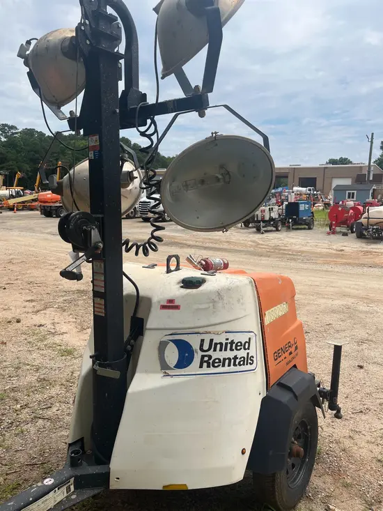 2018 Magnum Pro MLT6SM-STD3 Portable Light Tower
