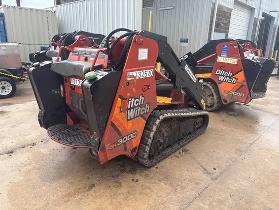 2020 Ditch Witch SK3000 Track Loader