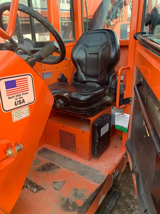 2017 SKYTRAK 8042 Forklift