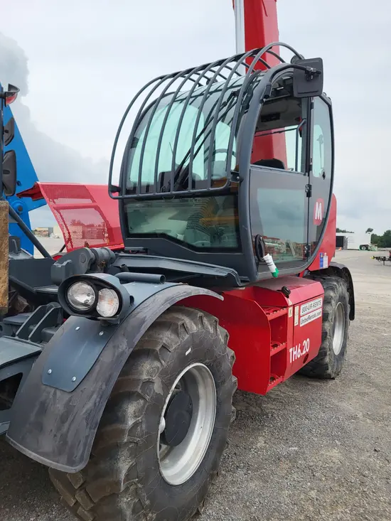 2017 MAGNI TH6.20 Forklift