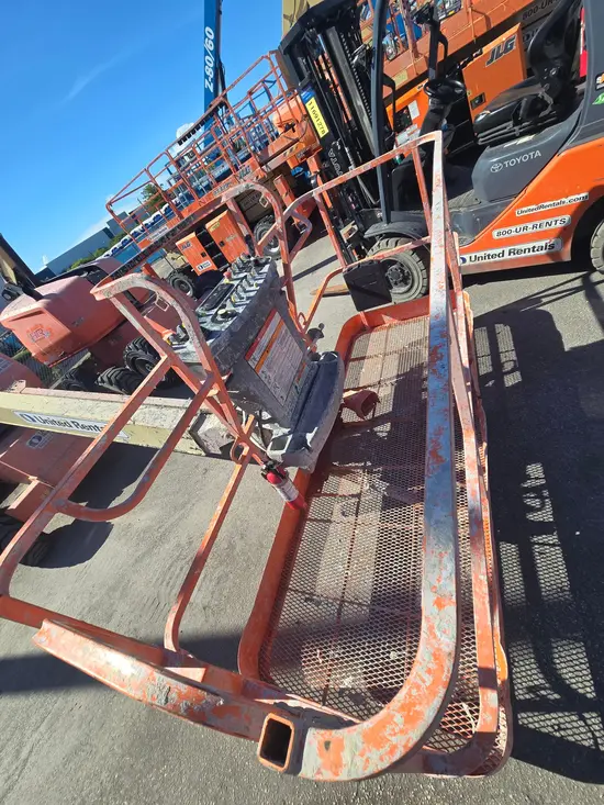 2017 JLG 400S Boom Lift